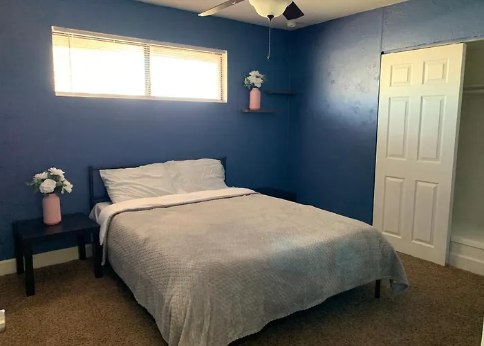 Sapphire House* Boat Parking For 2 + Backyard * Page