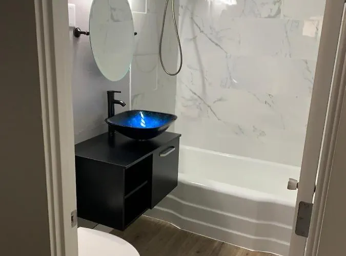Sapphire House* Boat Parking For 2 + Backyard *
