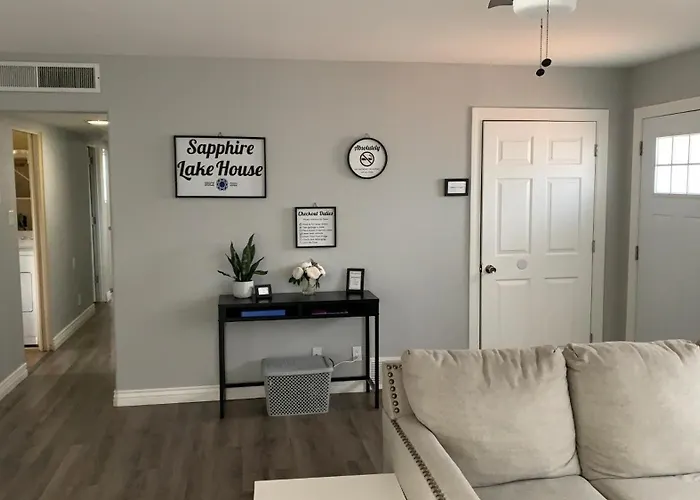Ferienhaus Sapphire House* Boat Parking For 2 + Backyard